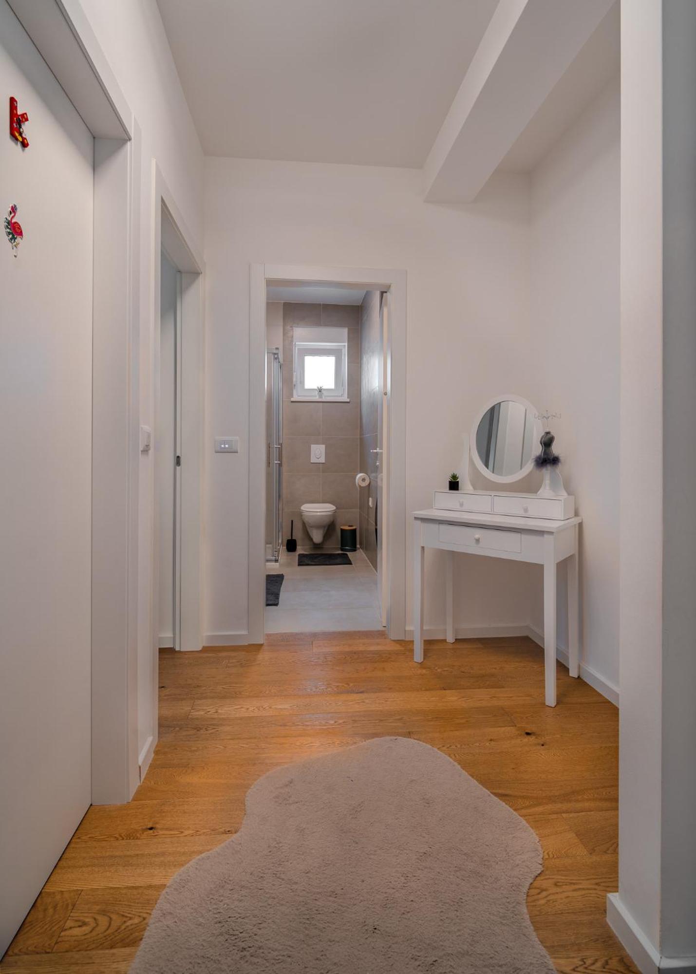 Korina Apartment - Free Private Parking Zadar Exterior photo